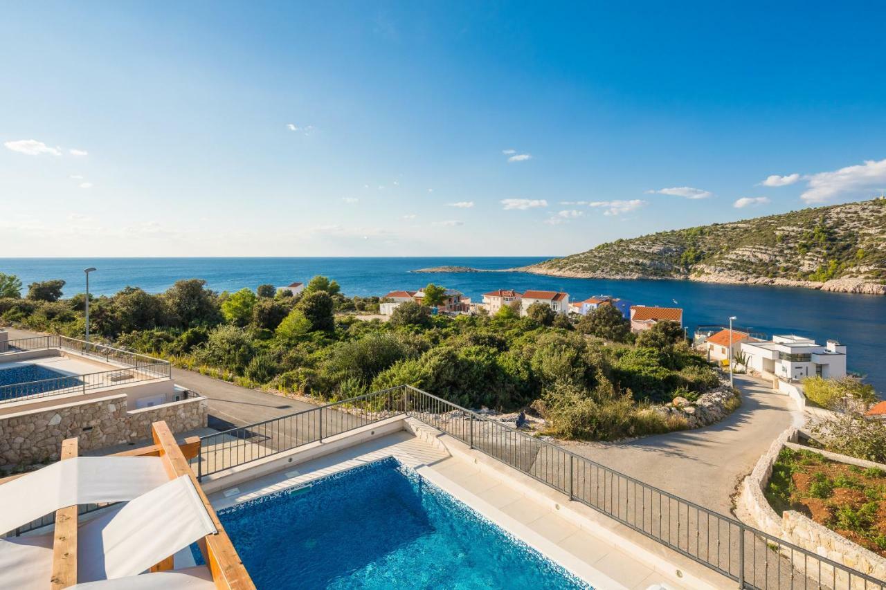 Villa Diomedes With The Sea View And The Pool Rogoznica  Exterior foto